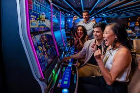 Simbol bonus dan fitur free spins di Mahjong Ways 2 ditampilkan di layar mobile vartoto